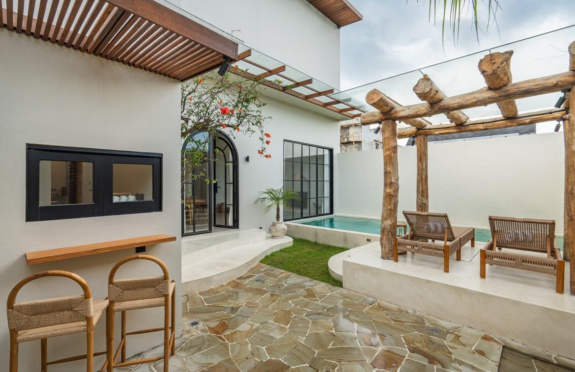 Mediterranean Villa complex in the Heart of Pererenan, Canggu, Bali, Indonesia — photo 2