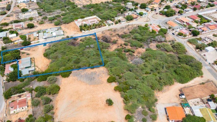 4190 M² Land Parcel for Sale in Sint Nicolaas, Aruba — photo 1