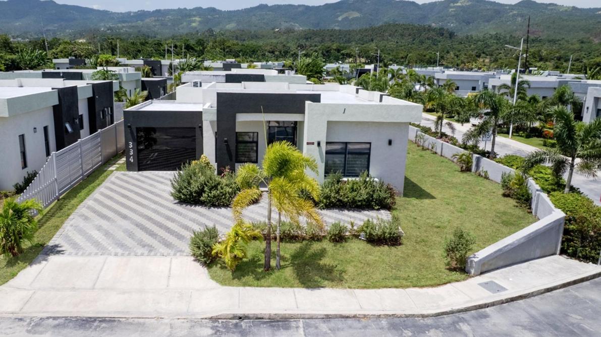 Paradisiac Beach Club 3BR Home — photo 1