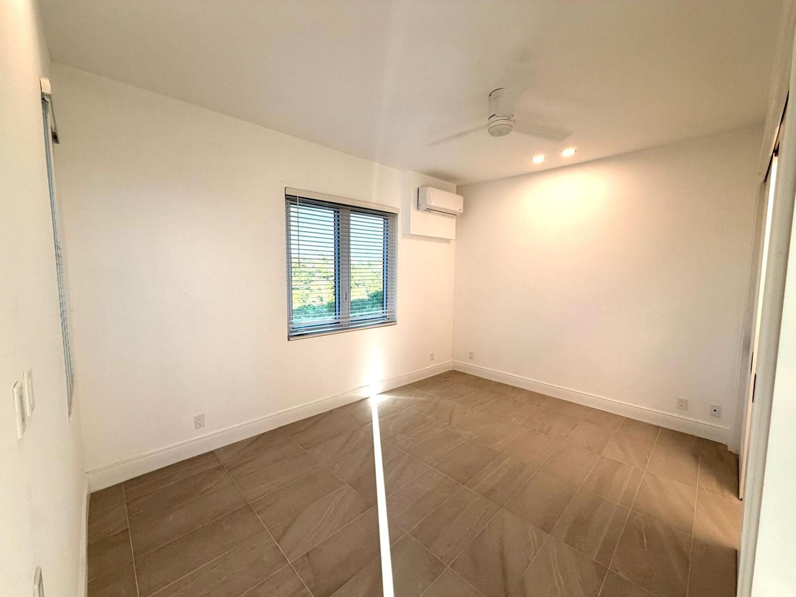1 bedroom Apartment in Golden Isle, Nassau / New Providence, The Bahamas — photo 5
