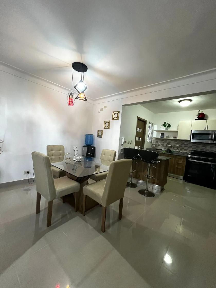 Ave. Hispanoamericana 3BR Modern Condo — photo 4