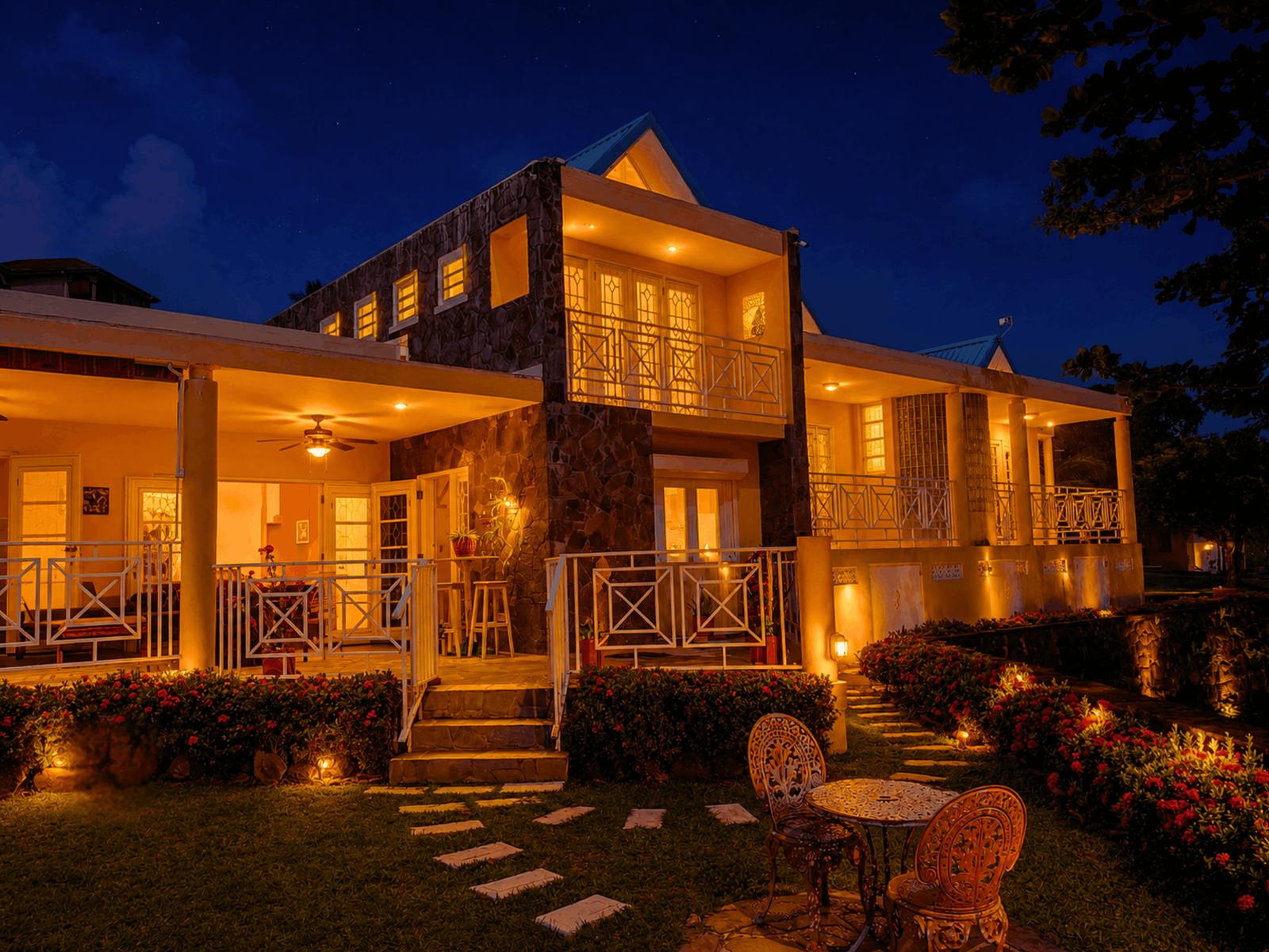 Tranquil Caribbean Retreat: Luxury Home with Stunning Sea Views in Au Tabor, Anse La Raye, St. Lucia — photo 1