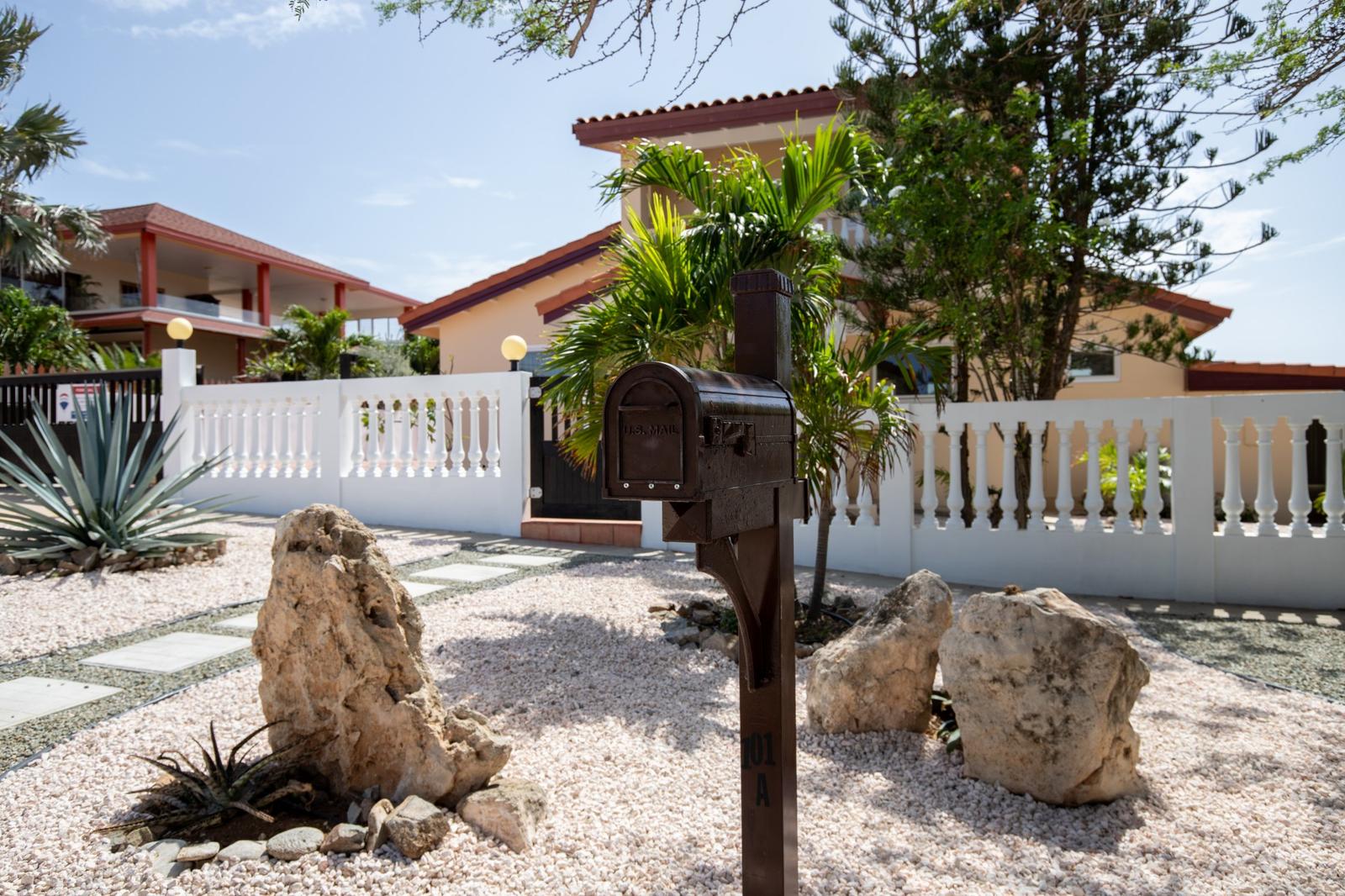 4 Bedroom Family Home for Sale, Alto Vista, Noord, Aruba — photo 2