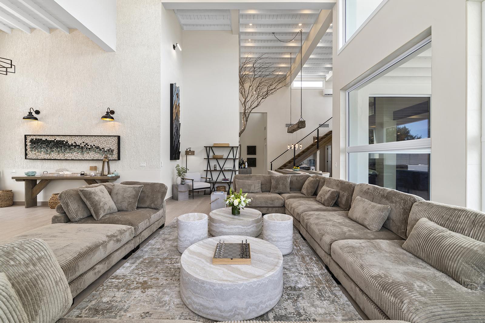 4 Bedroom Home for Sale — photo 3