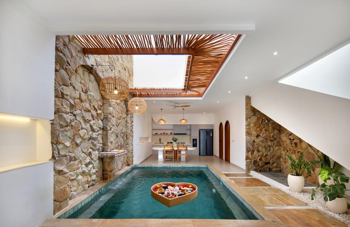 Charming Mediterranean-Inspired Villa in Prime Berawa Location in Canggu, Bali, Indonesia — photo 5