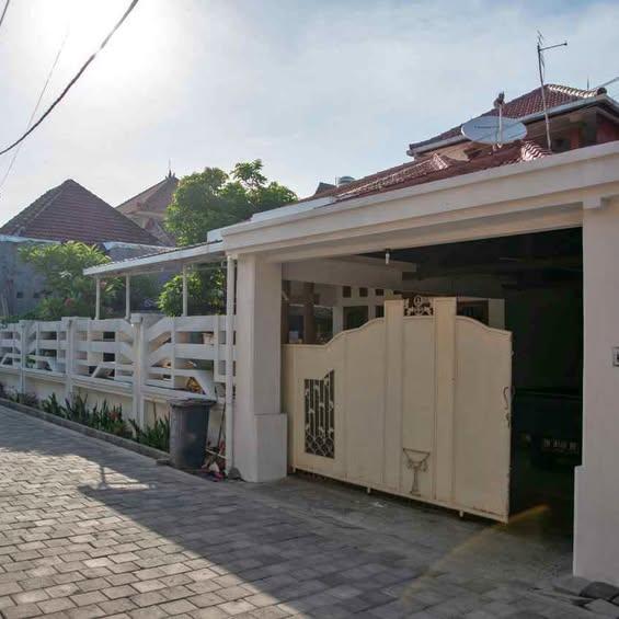 7-bedroom house in Denpasar — photo 1