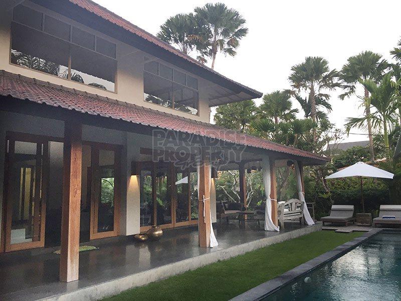 Outstanding Luxury Villa with 3 Bedrooms for Sale in Central Canggu Area — photo 3