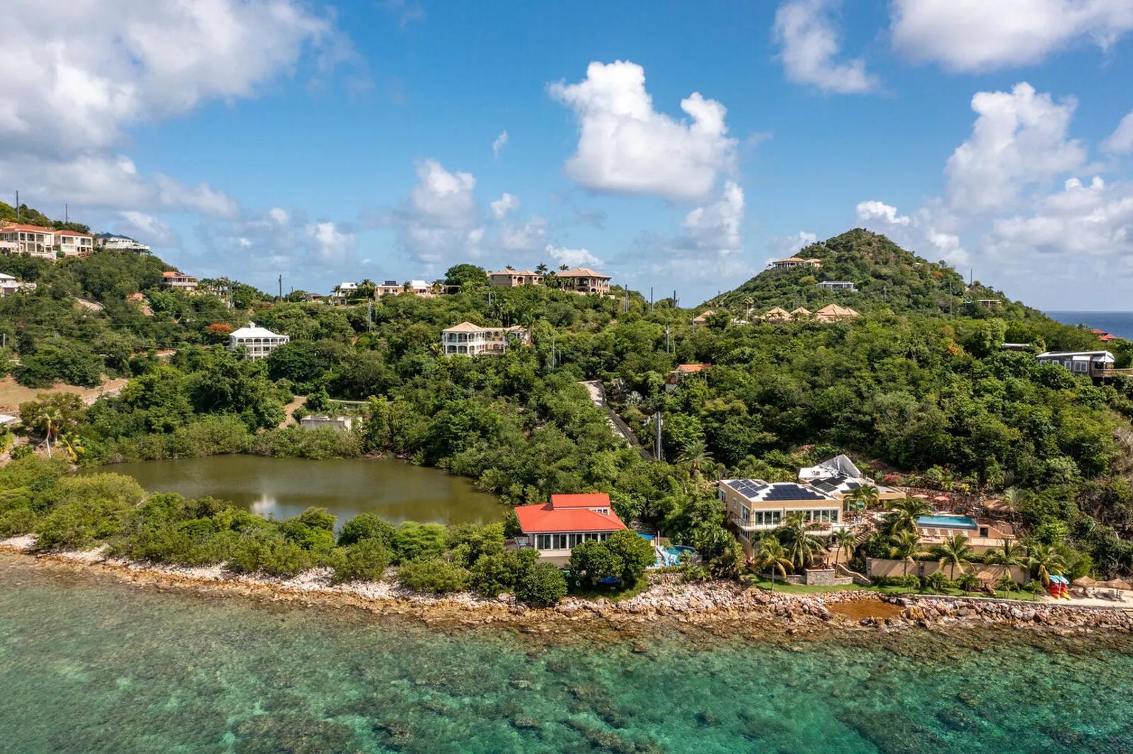 Beach Walk Villa in Chocolate Hole, St. John — photo 4