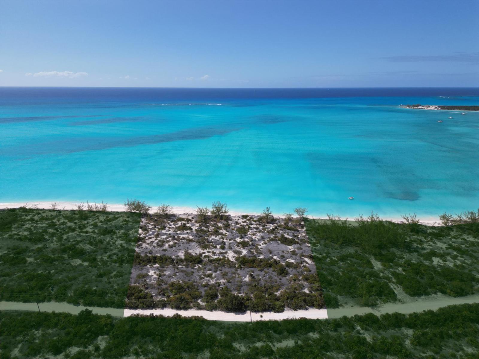 BEACHFRONT DOUBLE LOT — photo 4