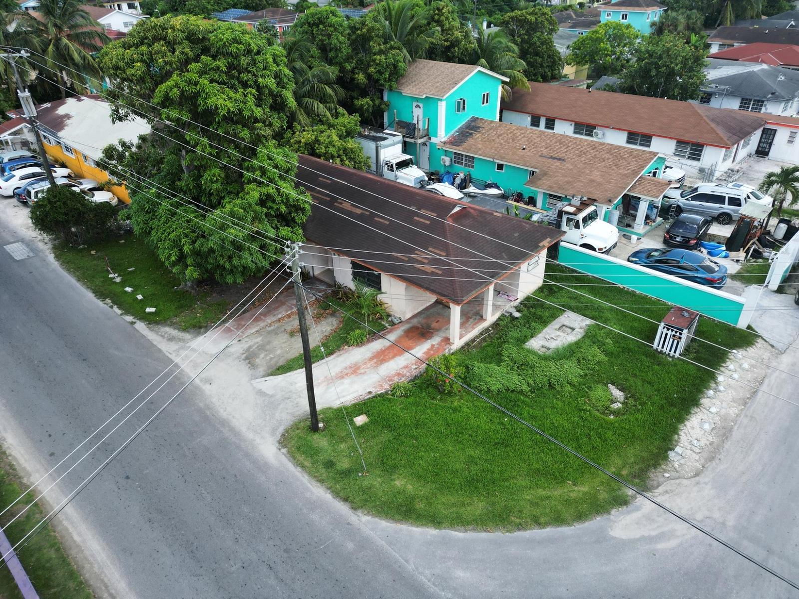 3 Bedroom Residence for Sale in Nassau — photo 1