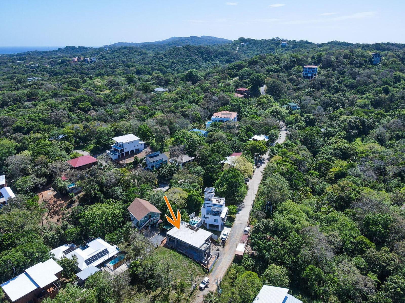 2 Bedroom Condo for Sale, Aluna Condos, Roatan — photo 2