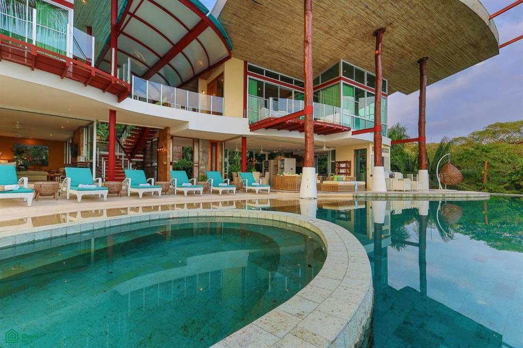 10 Bedroom Luxury Ocean-View Villa for Sale, Manuel Antonio, Puntarenas, Costa Rica — photo 2
