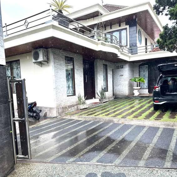 6-bedroom house in Denpasar — photo 1
