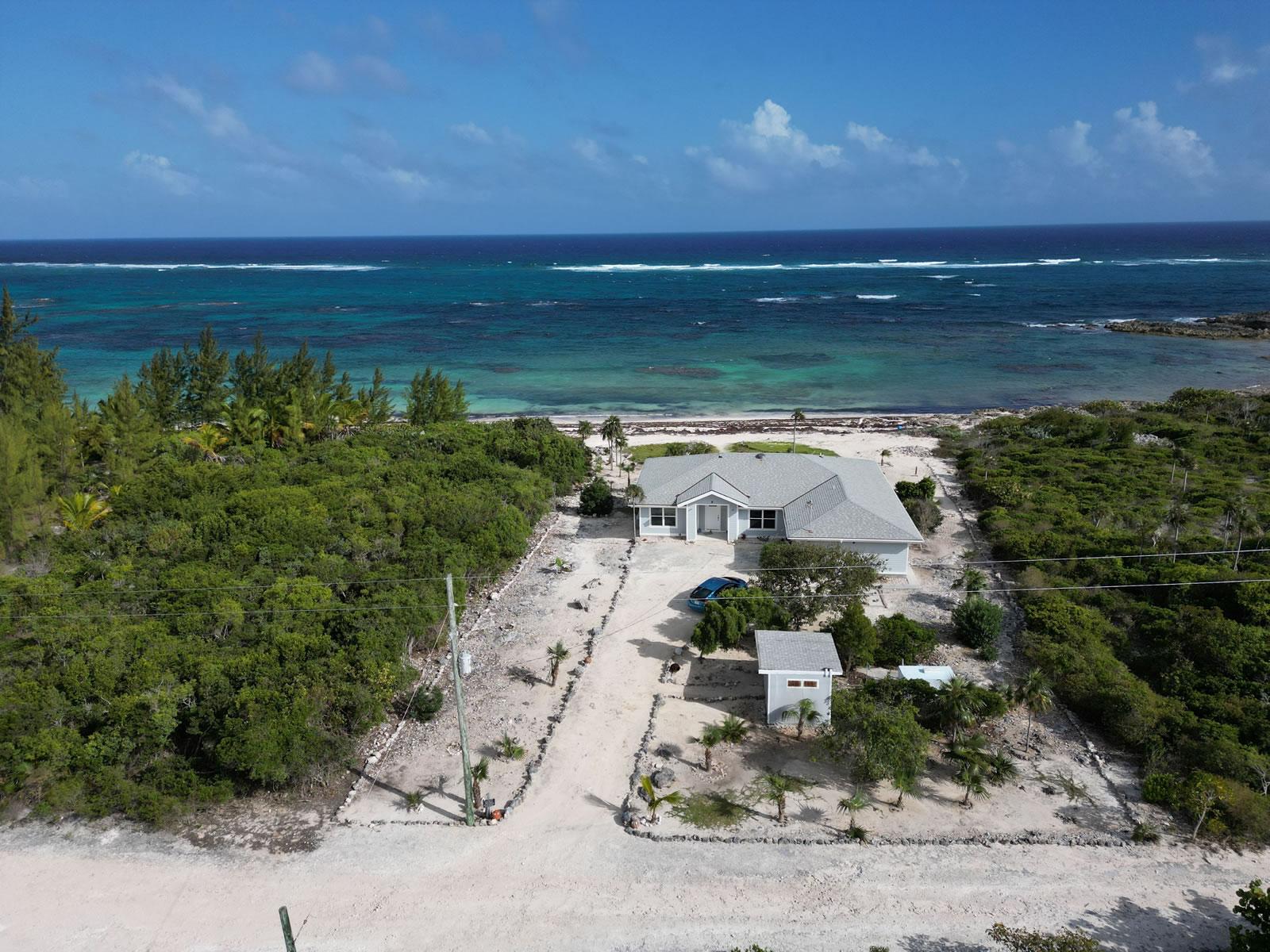 3 Bedroom Beach House for Sale, Cutlass Bay, Cat Island, Bahamas — photo 1