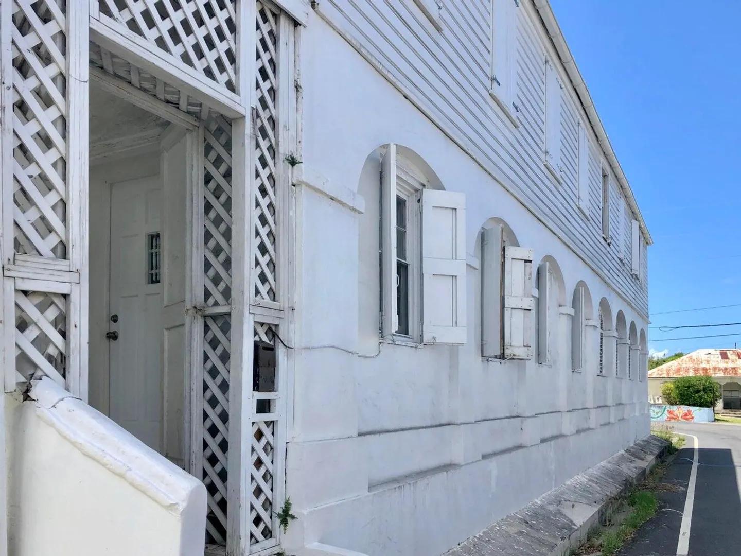 1 Bed 1 Bath Apartment in Frederiksted Town — photo 1
