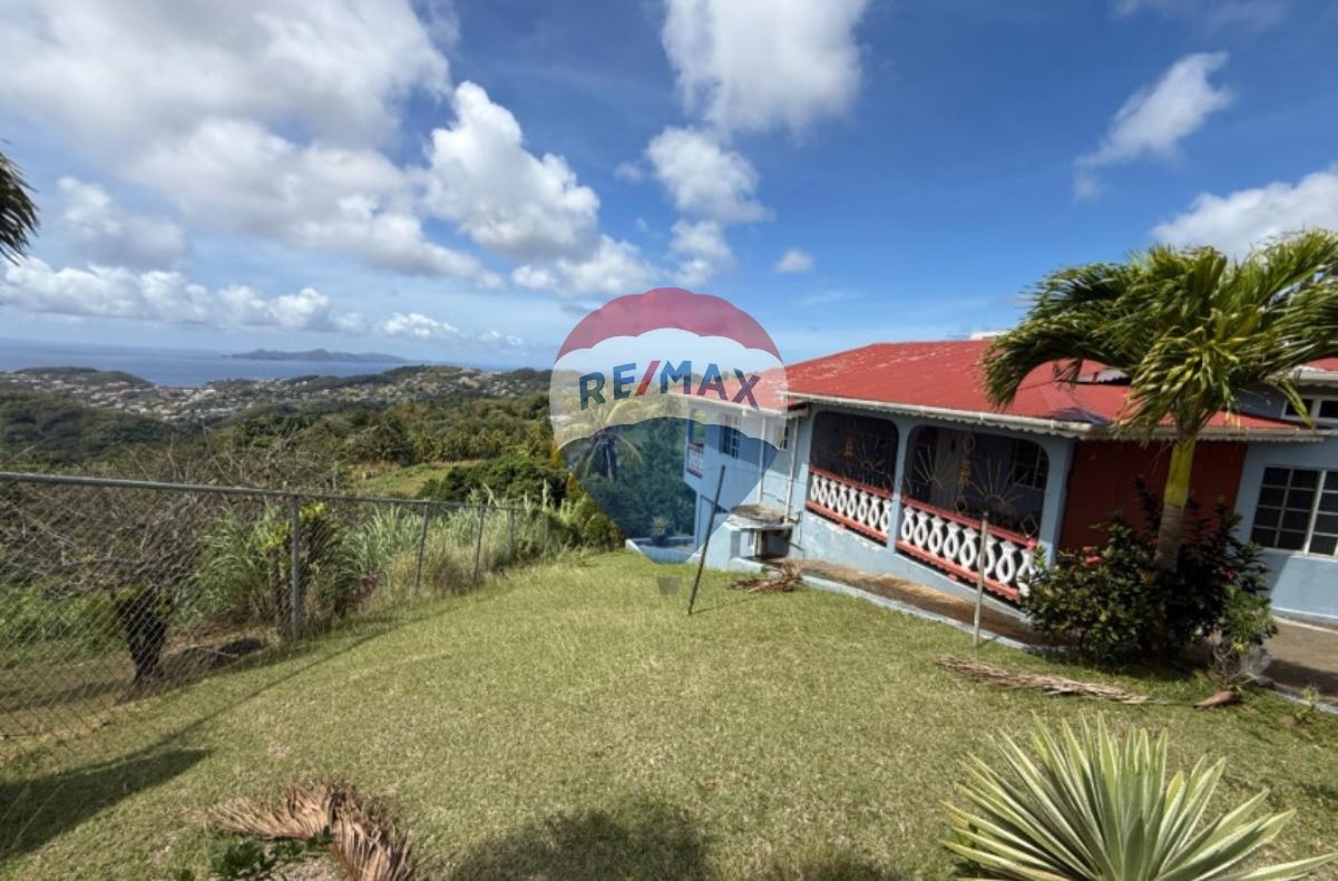 Carapan Retreat - Charming Hillside Villa with Sea Views — photo 4