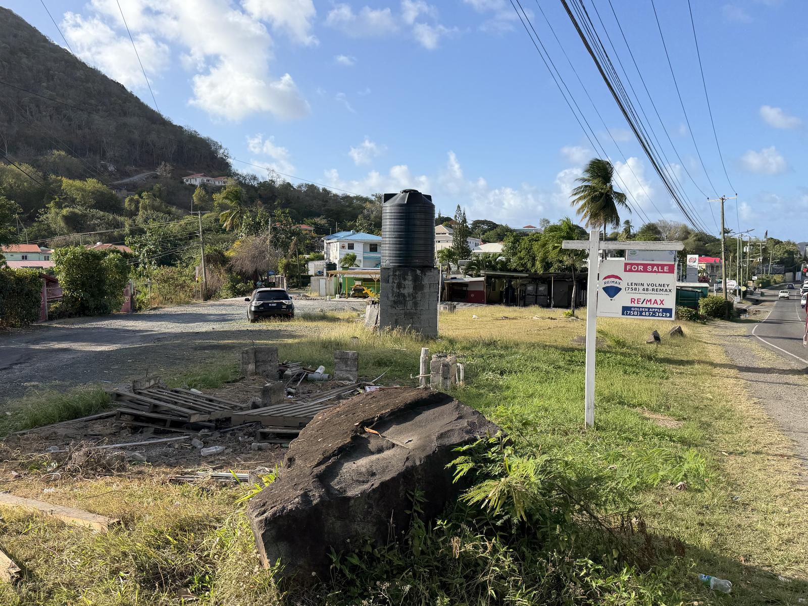 Gateway to Rodney Bay - Prime Highway Frontage - 9398 sq ft — photo 4