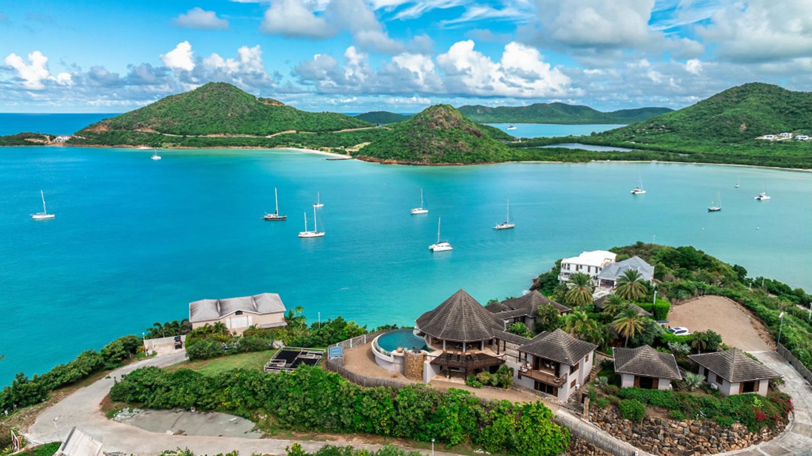 6 Bedroom Luxury Villa for Sale in Reeds Point, Jolly Harbour, Antigua — photo 2