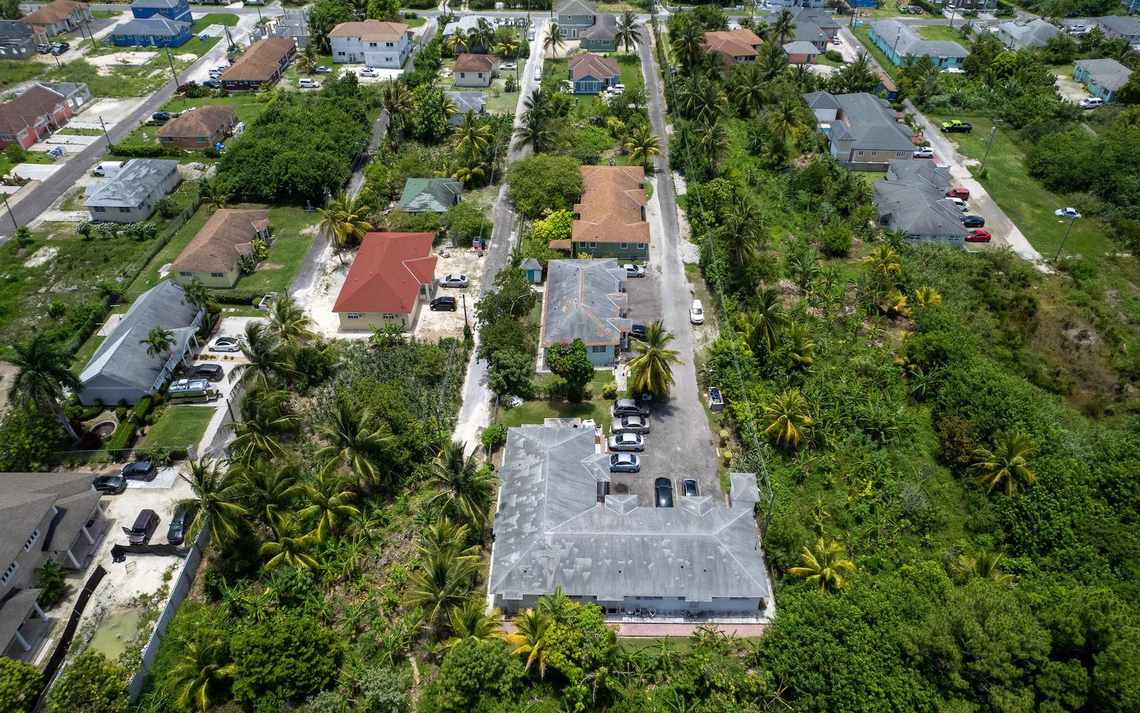 Four Unit Apartment Complex In Boatswain Hill Subdivisi — photo 4