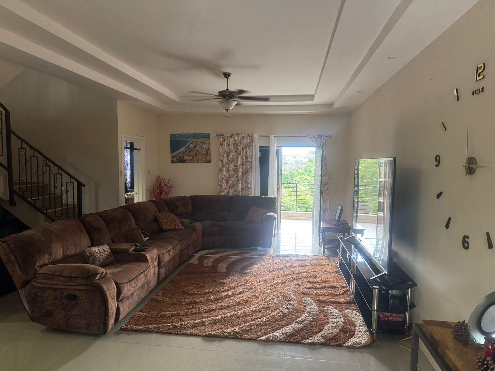 Modern, Spacious 3 Bedrooms 3 Bathrooms Apartment for Sale — photo 4