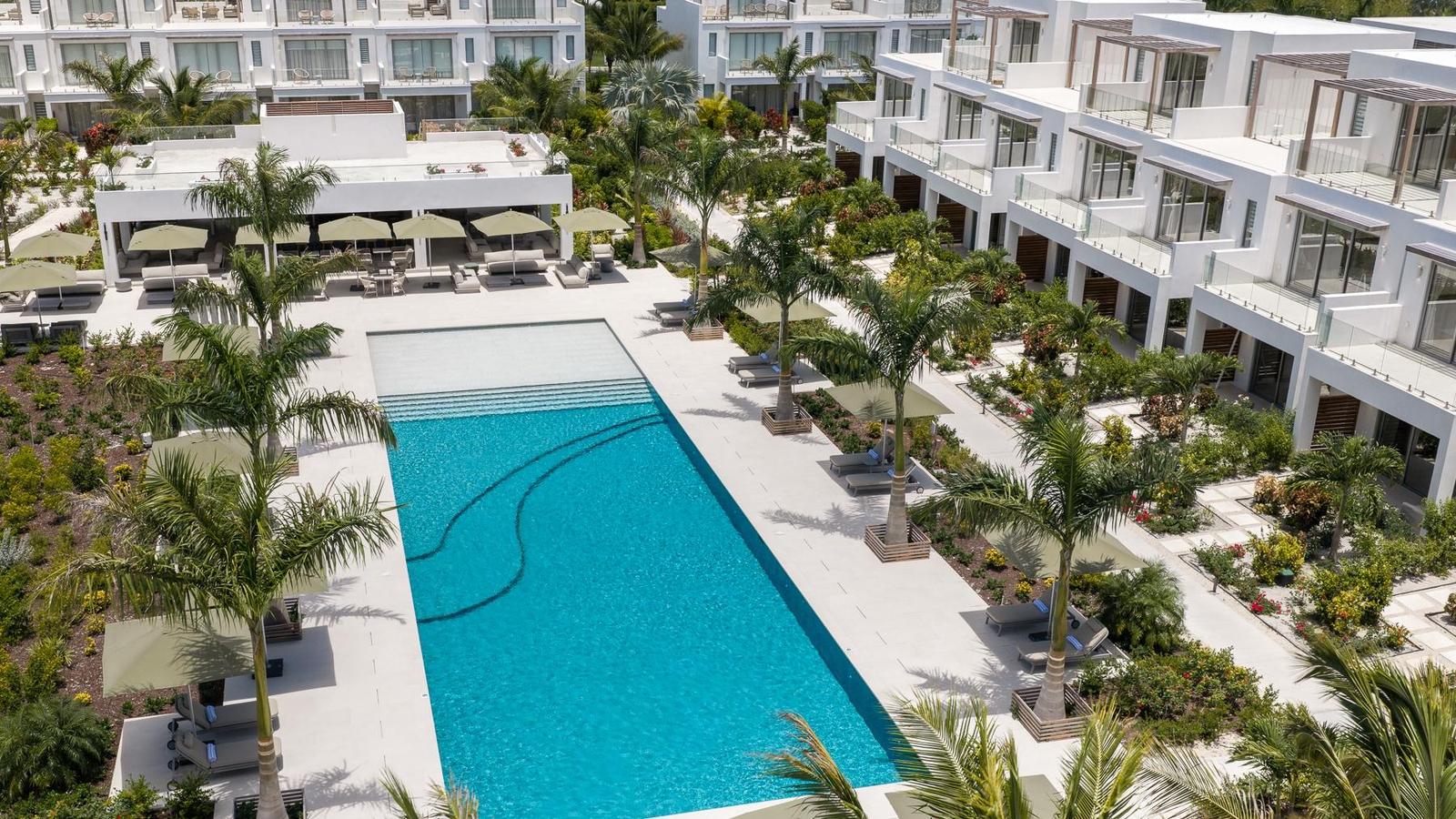 The Park in Grace Bay — photo 1