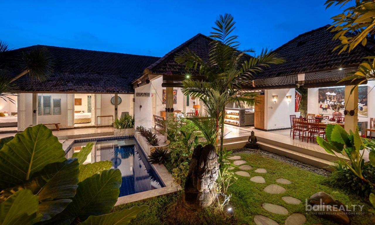 4 bedroom villa for rent — photo 1