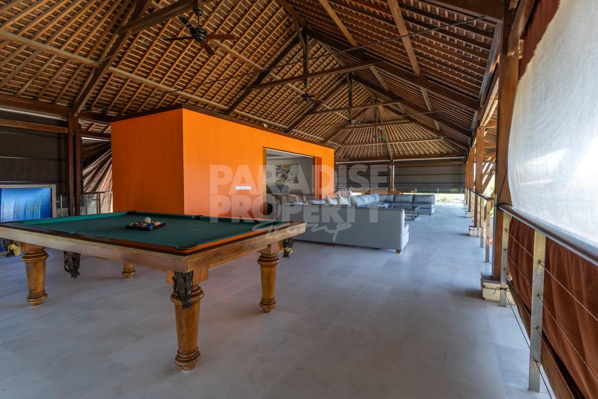 Stylish 5 Bedroom Residence with Panoramic Views — photo 5