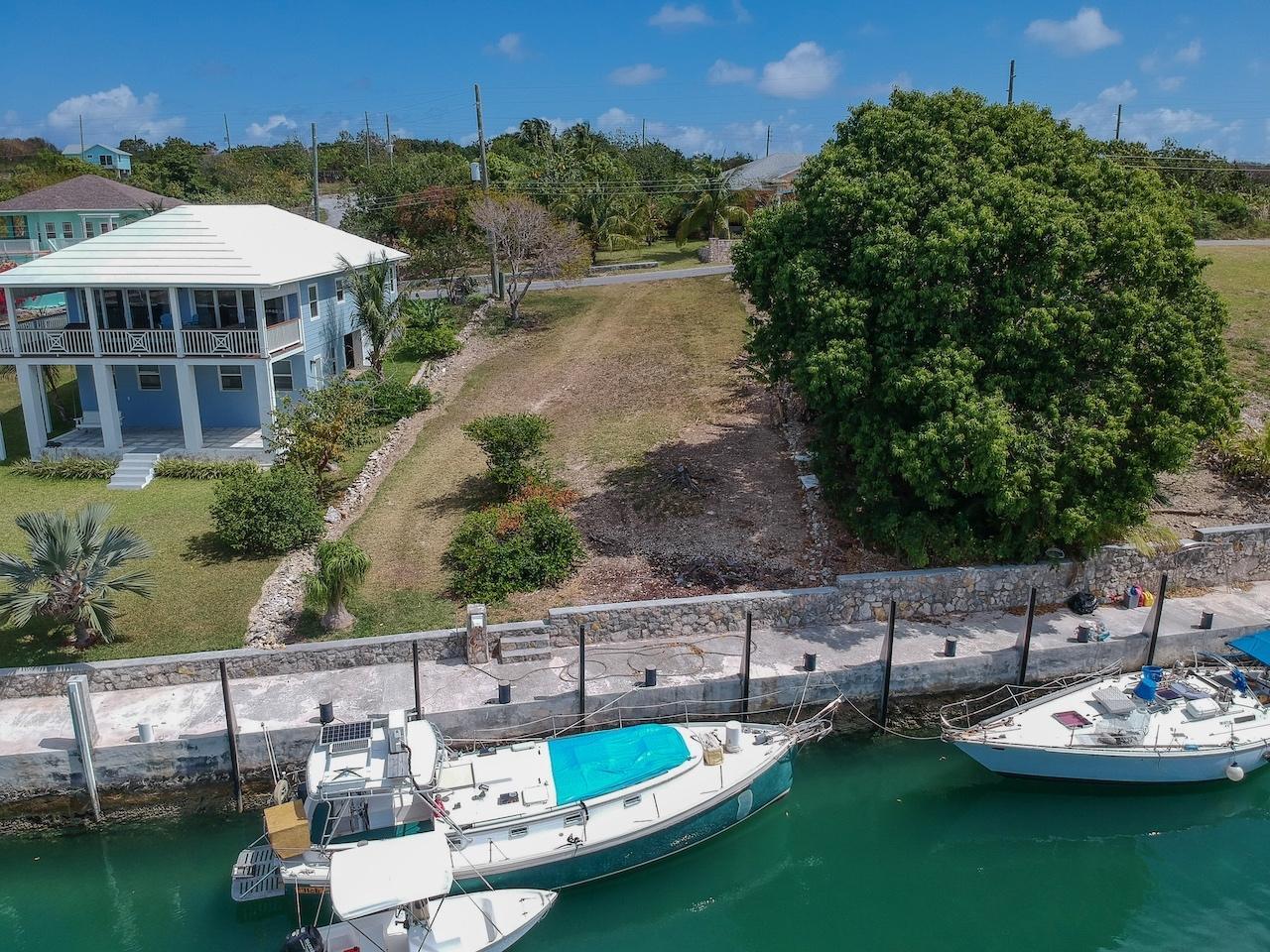 CANAL LOT 11, PELICAN BAY — photo 3