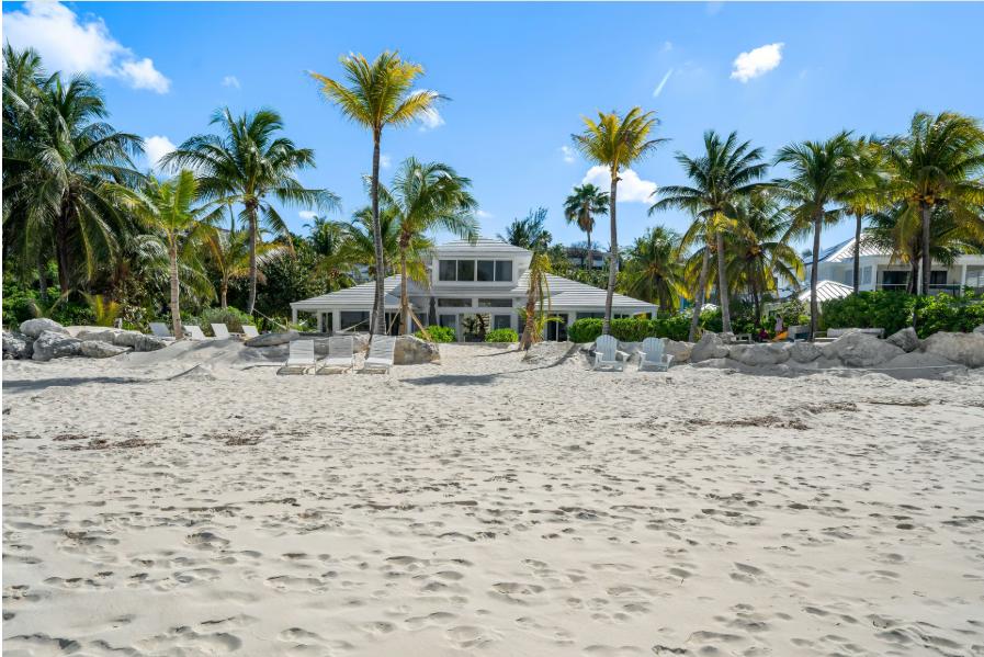 Love Beach 5BR Beachfront Bliss — photo 3