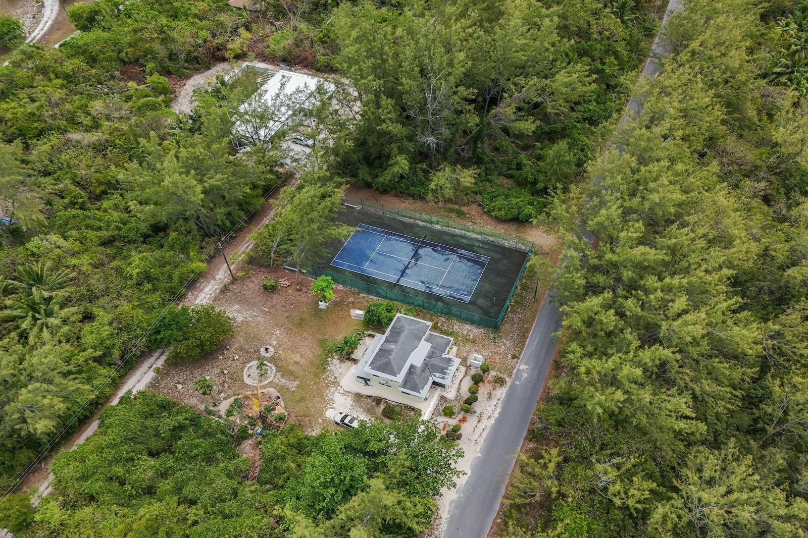 16 bedroom Residence for sale — UNIQUE VILLAGE in Eleuthera, The Bahamas — photo 4
