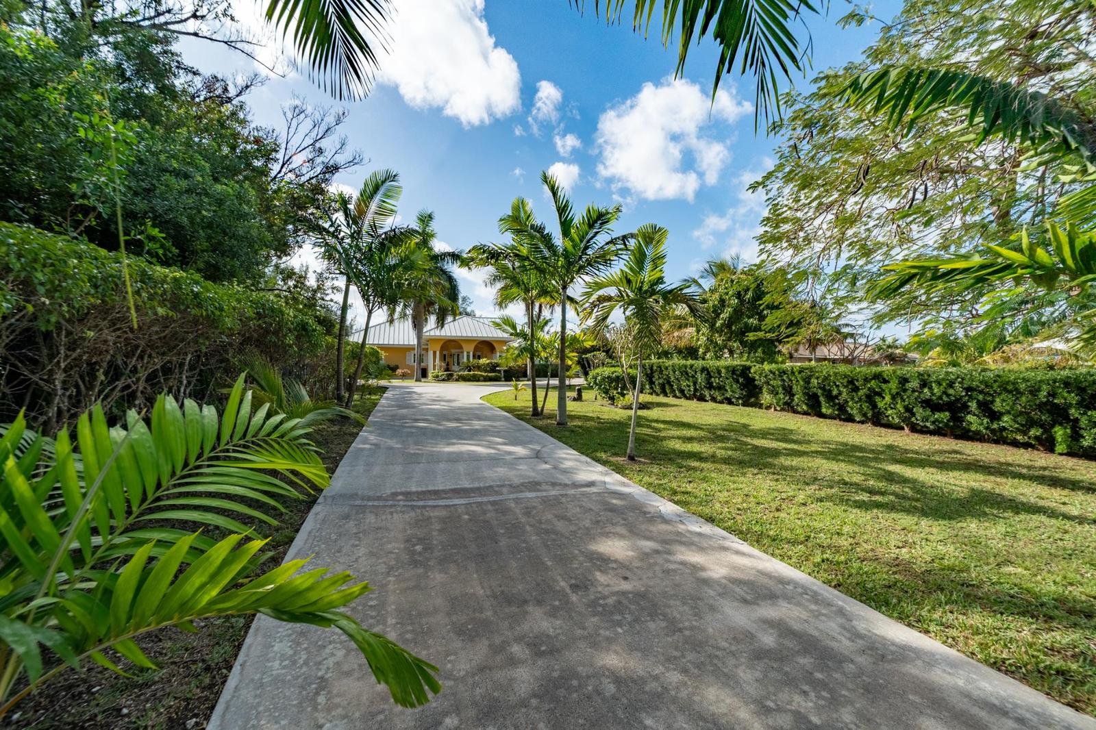 4 bedroom Residence for sale at 97 PINTA AVE in Grand Bahama, The Bahamas — photo 5