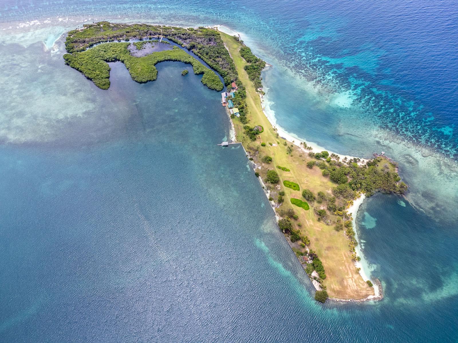 27.5 Acre Private Island Resort for Sale, Roatan, Bay Islands — photo 2