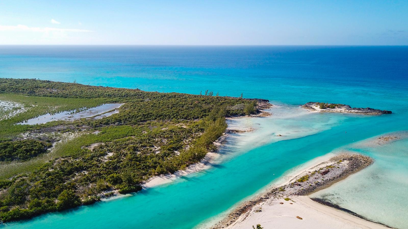 Hawks Nest Cay Private Island for Sale in Bahamas — photo 5
