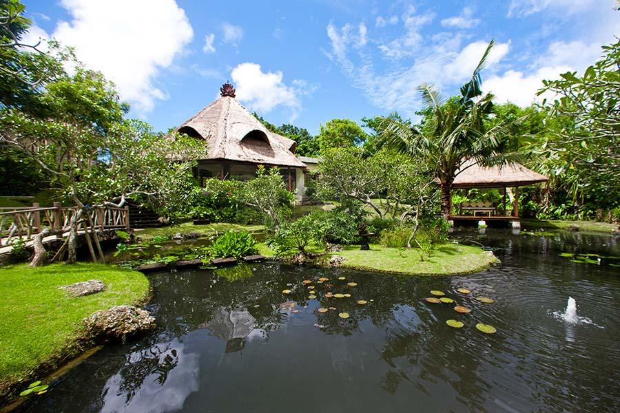 Luxurious 7 Bedroom Estate with a WOW FACTOR Feeling! — photo 3