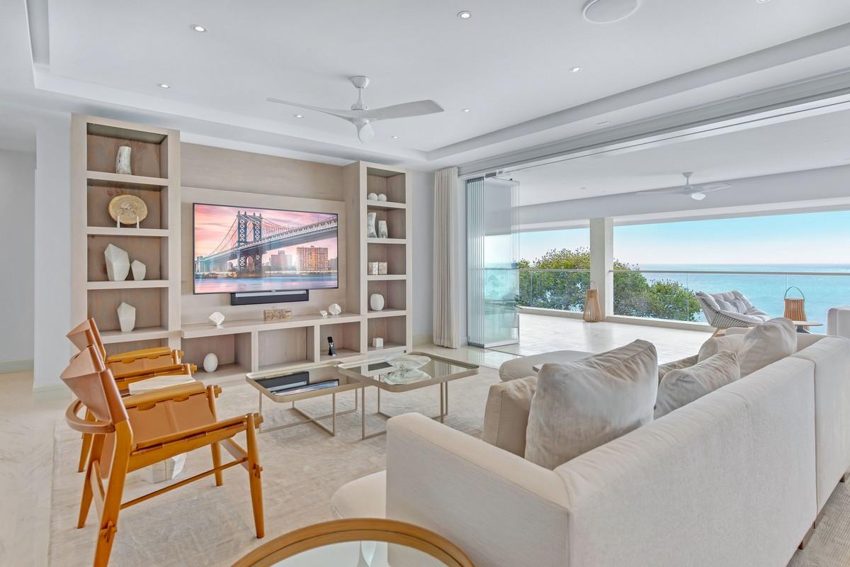 6 Bedroom Luxury Beachfront Apartment for Sale, Portico, Prospect Beach, St James, Barbados — photo 1