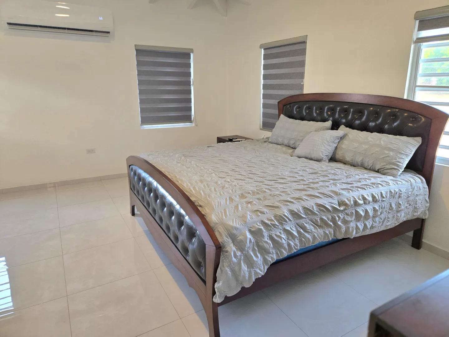 BRAND-NEW 3-BEDROOM, 3-BATHROOM HOME FOR RENT — photo 4