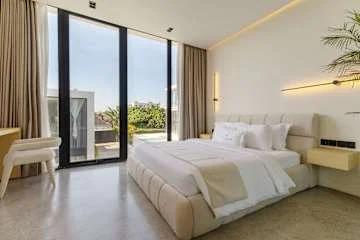 2 Bedroom Townhouse With Pool — photo 1