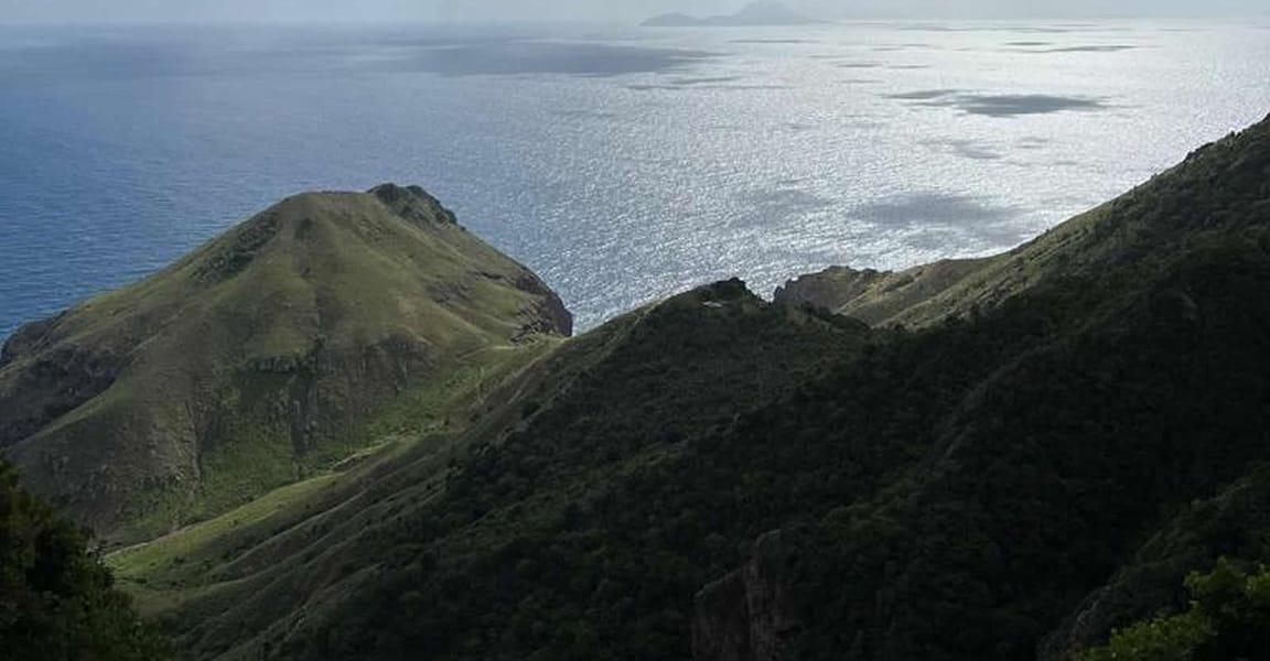 1 Acre of Land for Sale, Upper Hell's Gate, Saba — photo 1