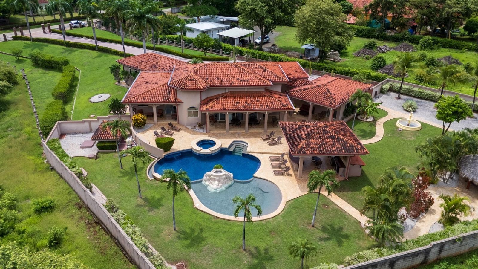 5 Bedroom Luxury Home for Sale, Catalina Cove, Playa Brasilito, Flamingo, Guanacaste, Costa Rica — photo 1