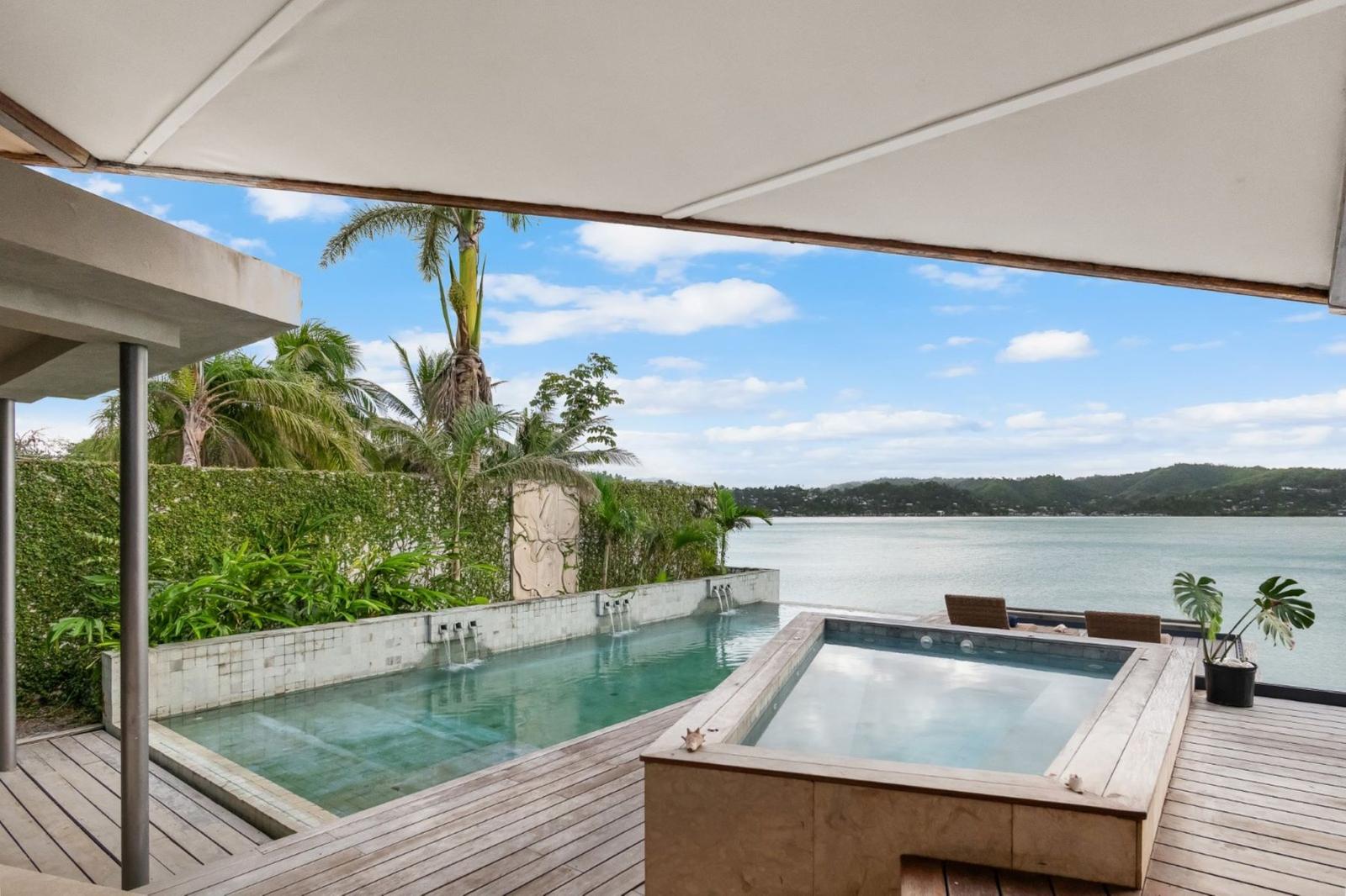 3 Bedroom Luxury Beachfront Estate for Sale, Point, Lucea, Hanover, Jamaica — photo 4