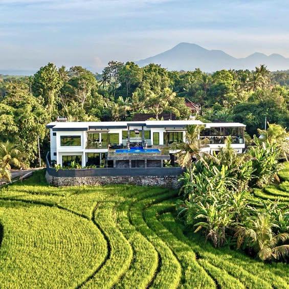 3-bedroom villa in Selemadeg, Bali, Indonesia — photo 1