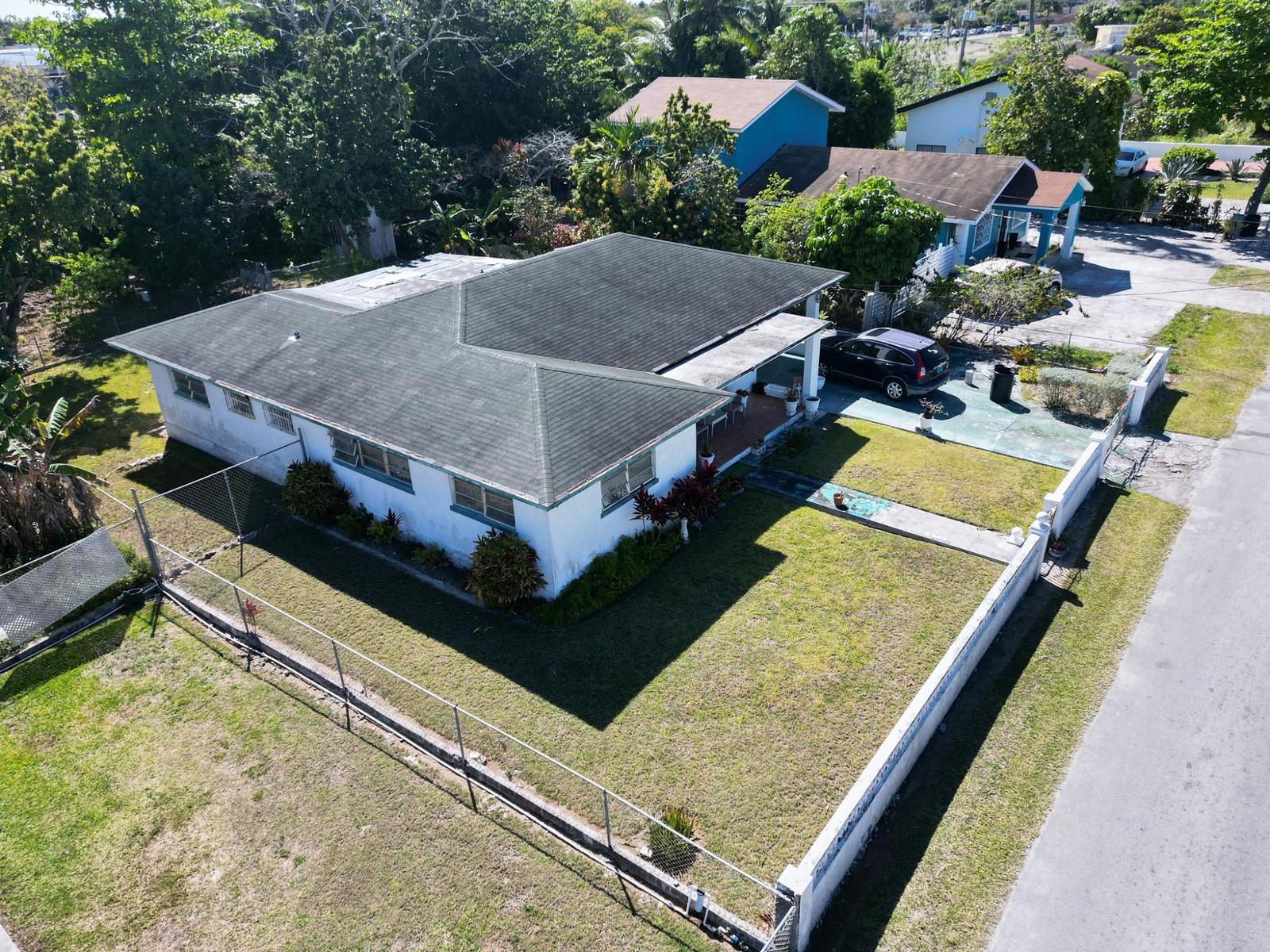3 bedroom Residence for sale — KENT AVE, GLENISTON GARDE in Nassau / New Providence, The Bahamas — photo 2