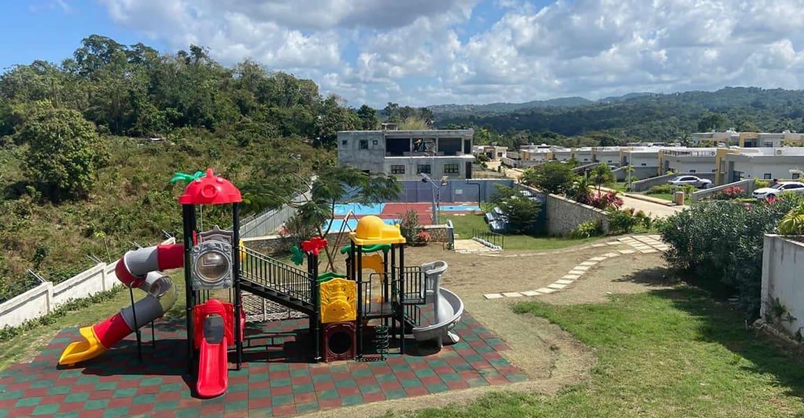 3 Bedroom House for Sale, Pyramid Point, Ocho Rios, St Ann, Jamaica — photo 5