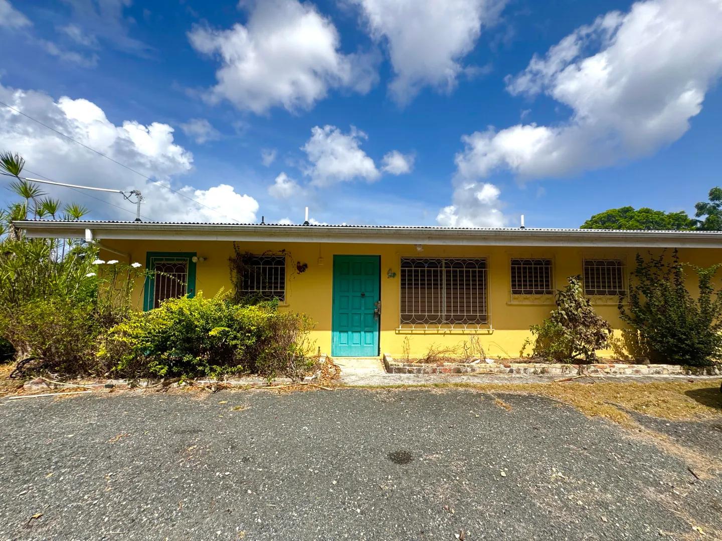 3 Beds 2 Baths Fixer-Upper in Sion Hill, US Virgin Islands — photo 3