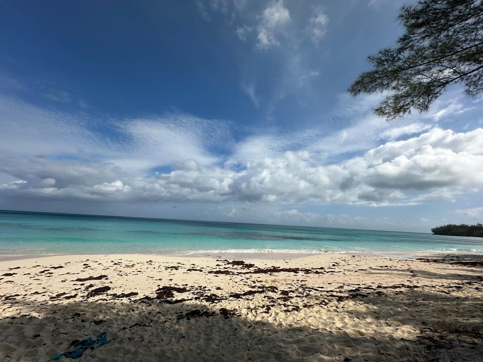 POPONI BEACHFRONT LOT — photo 4