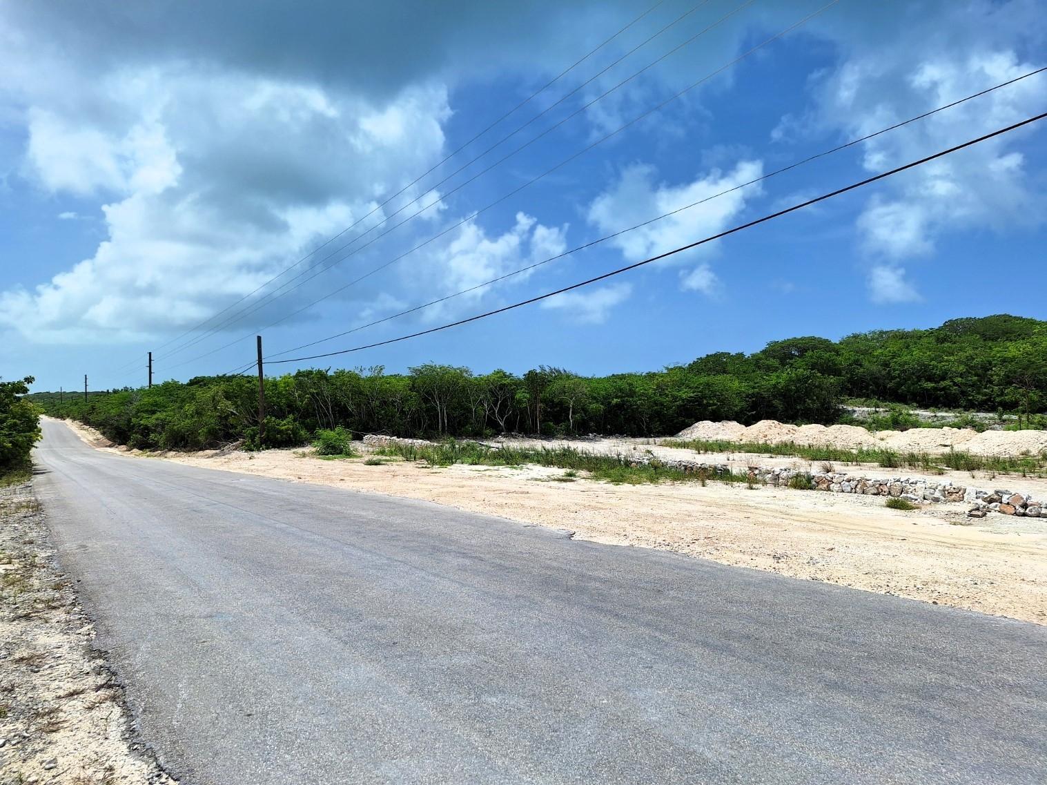 QUEENS HIGHWAY, Exuma — photo 2