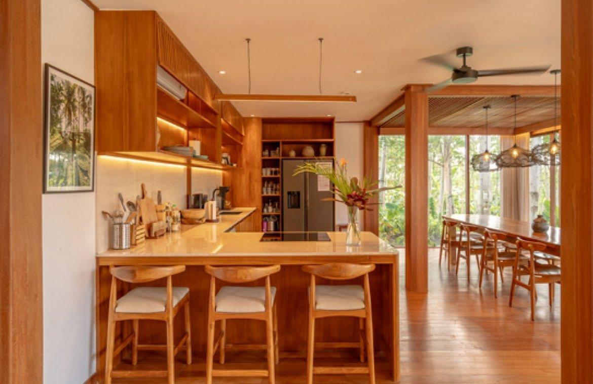 6 bedroom villa for sale — photo 3