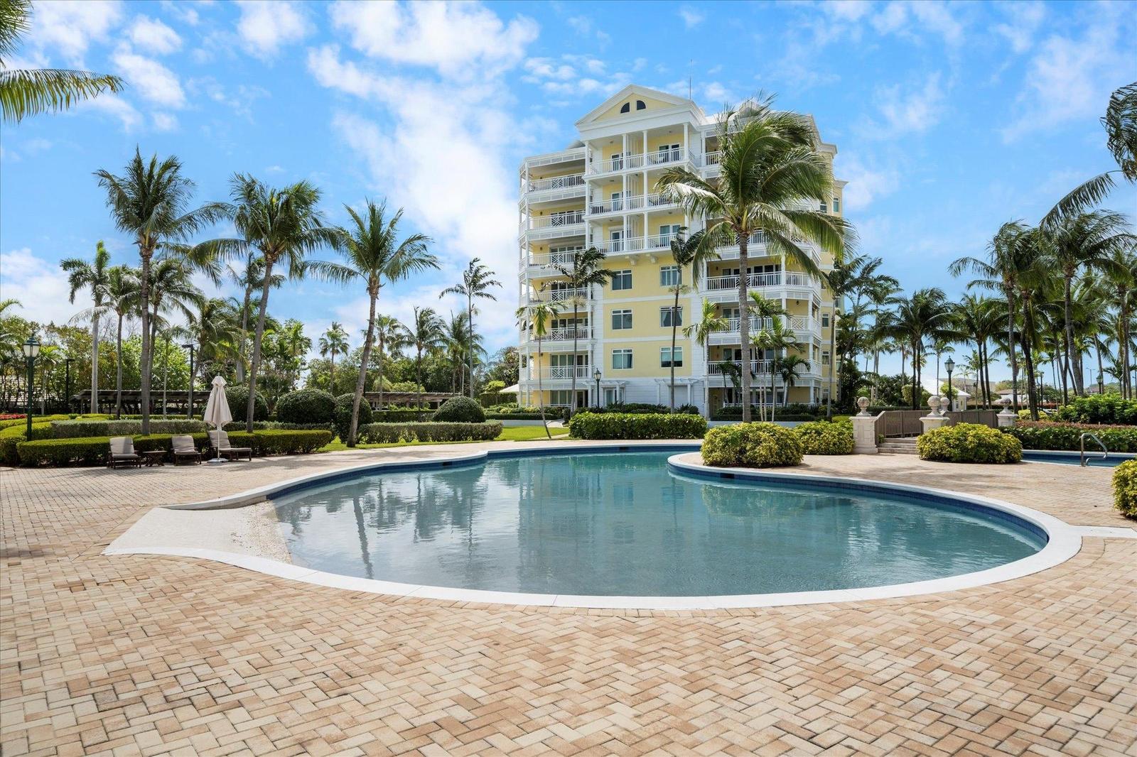 3 bedroom Apartment for sale — BAY TOWER, BAYROC — photo 2