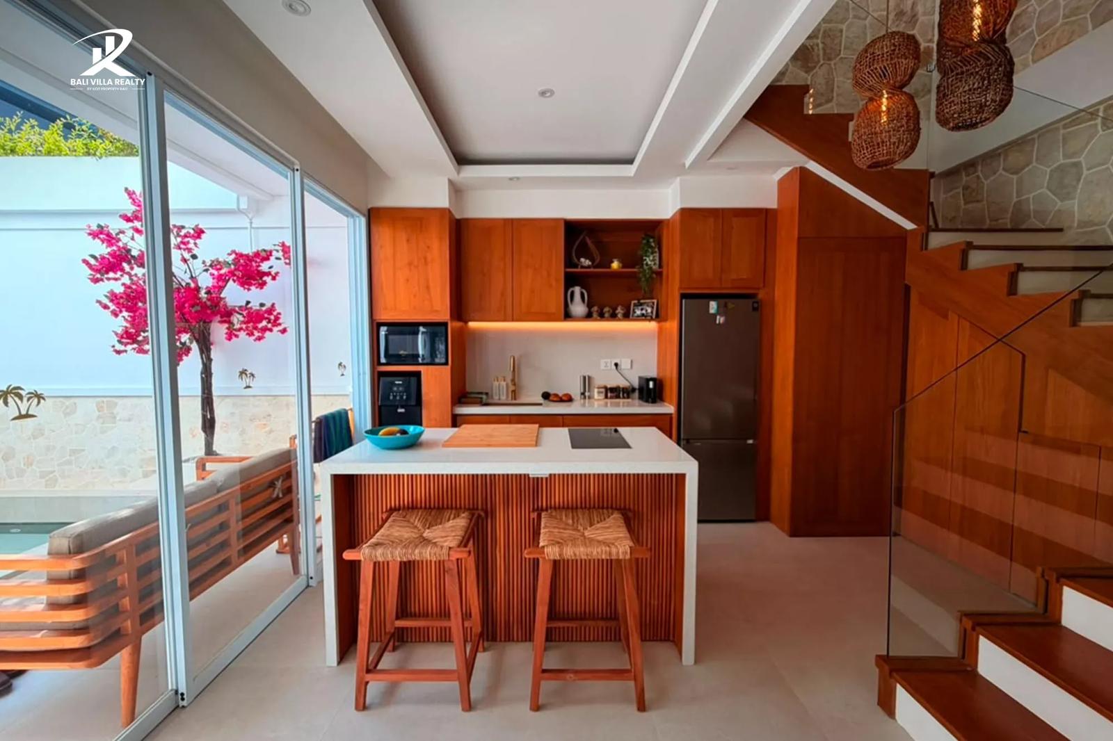 3 bedroom Villa for sale (Leasehold) - Minimalist 3BR Villa in Legian for Leasehold Steps from the Beach — photo 1