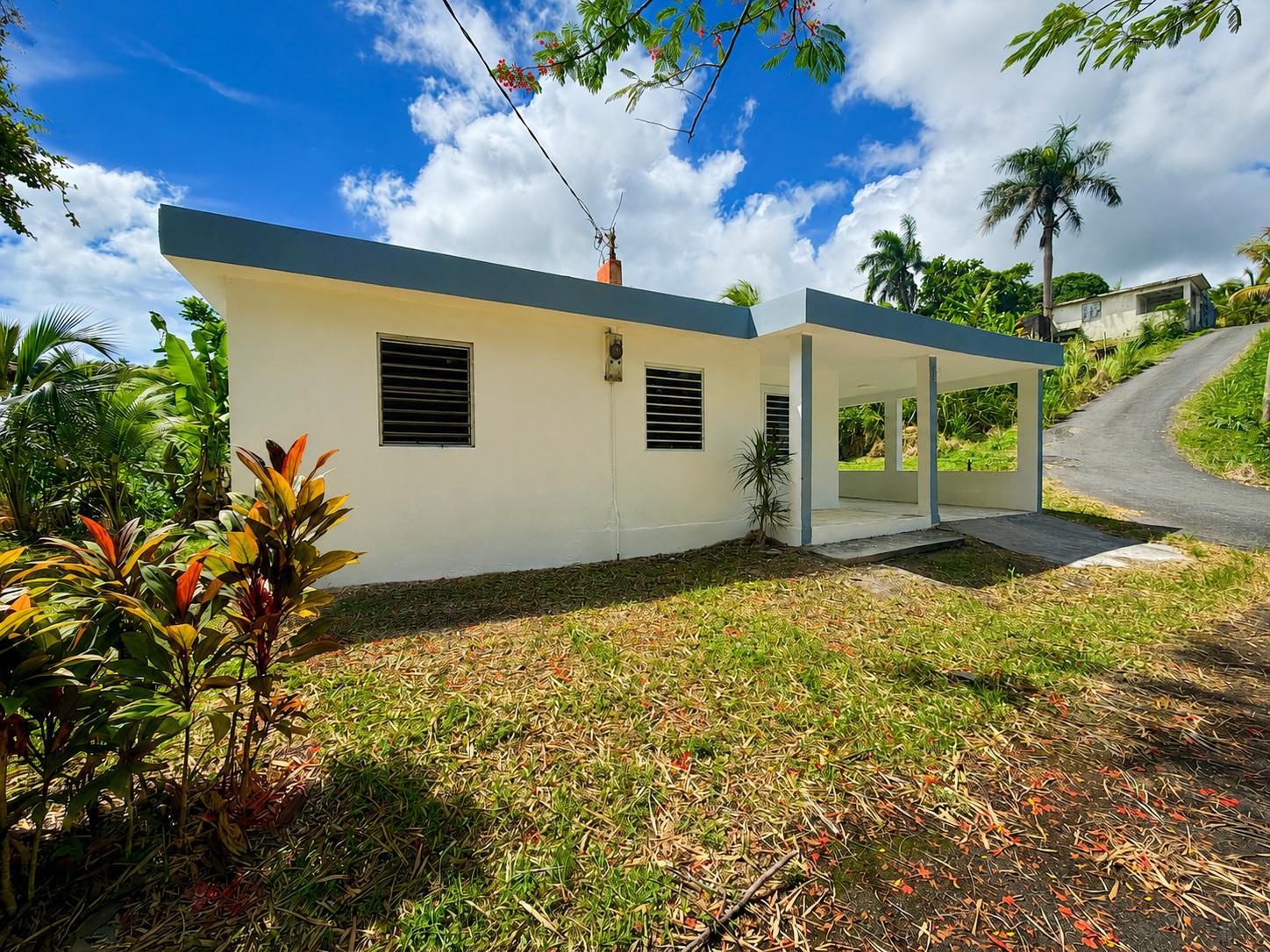 Great outdoors and nature - House on 0.97 acres lot — photo 3